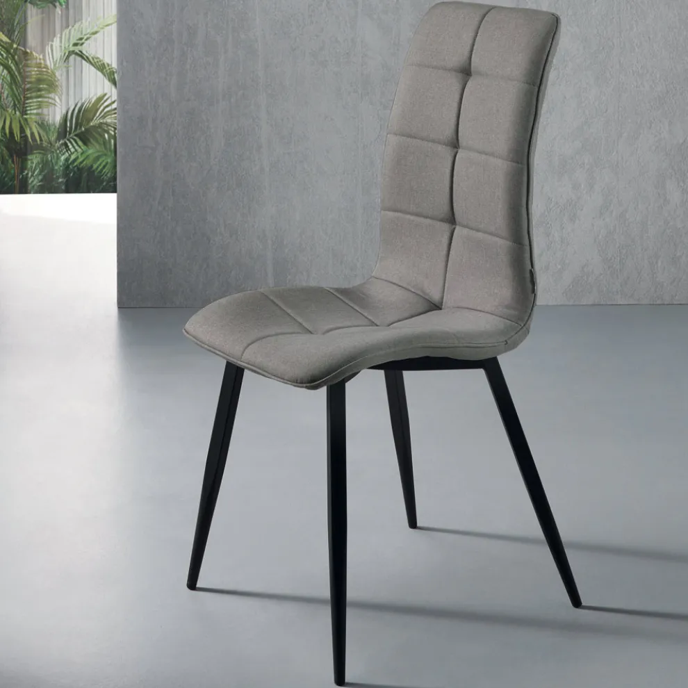 Wohnzimmerstuhl aus Stoff mit schwarzem Metallgestell 4 Stück - Menegildo