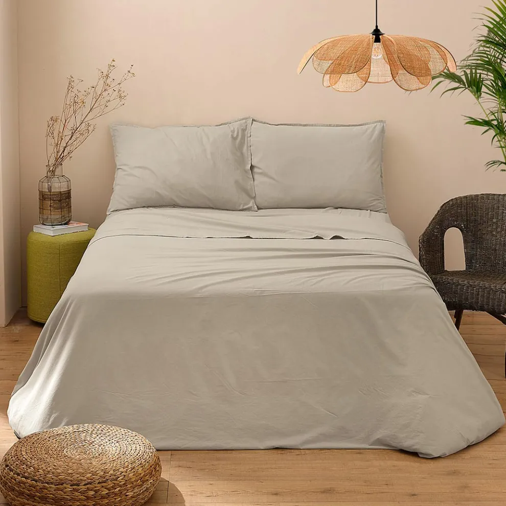 Komplettes Doppelbett aus reiner, im Stück gefärbter und schattierter Baumwolle - Delicacy