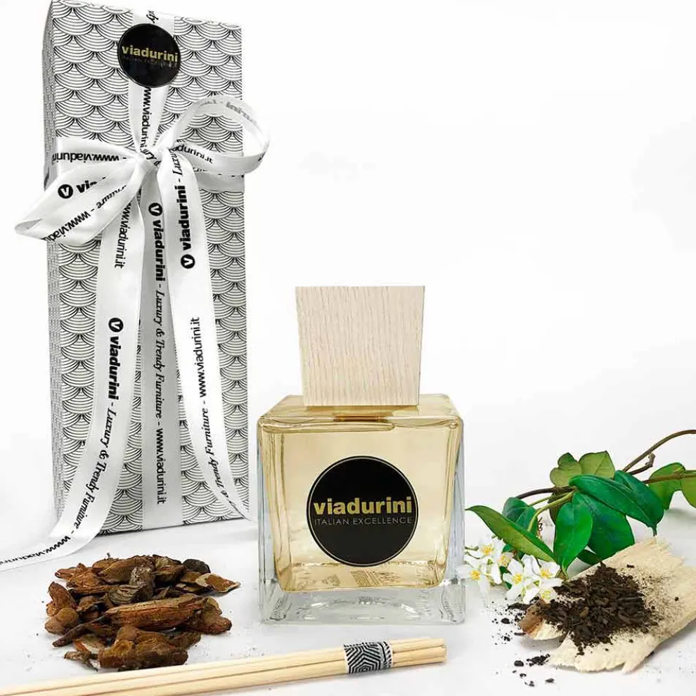 Raumduft Oud Wood 500 ml mit Stäbchen - Ventodisardegna