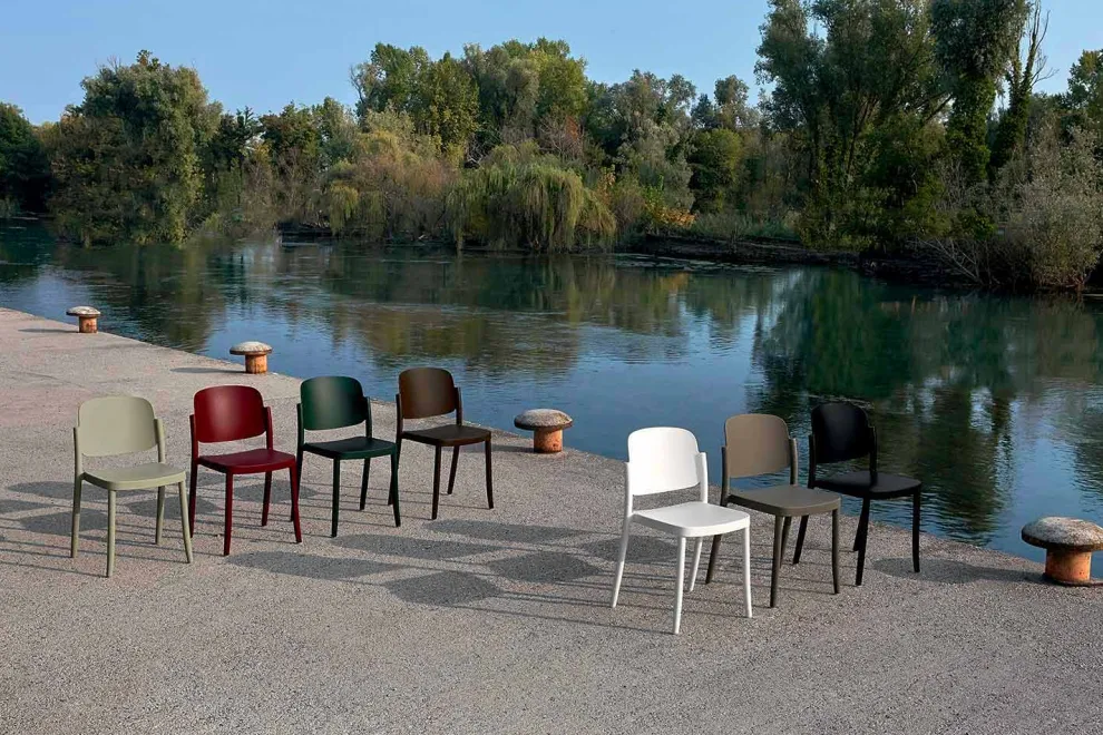 4 moderne stapelbare Gartenstühle aus Polypropylen Made in Italy - Bernetta