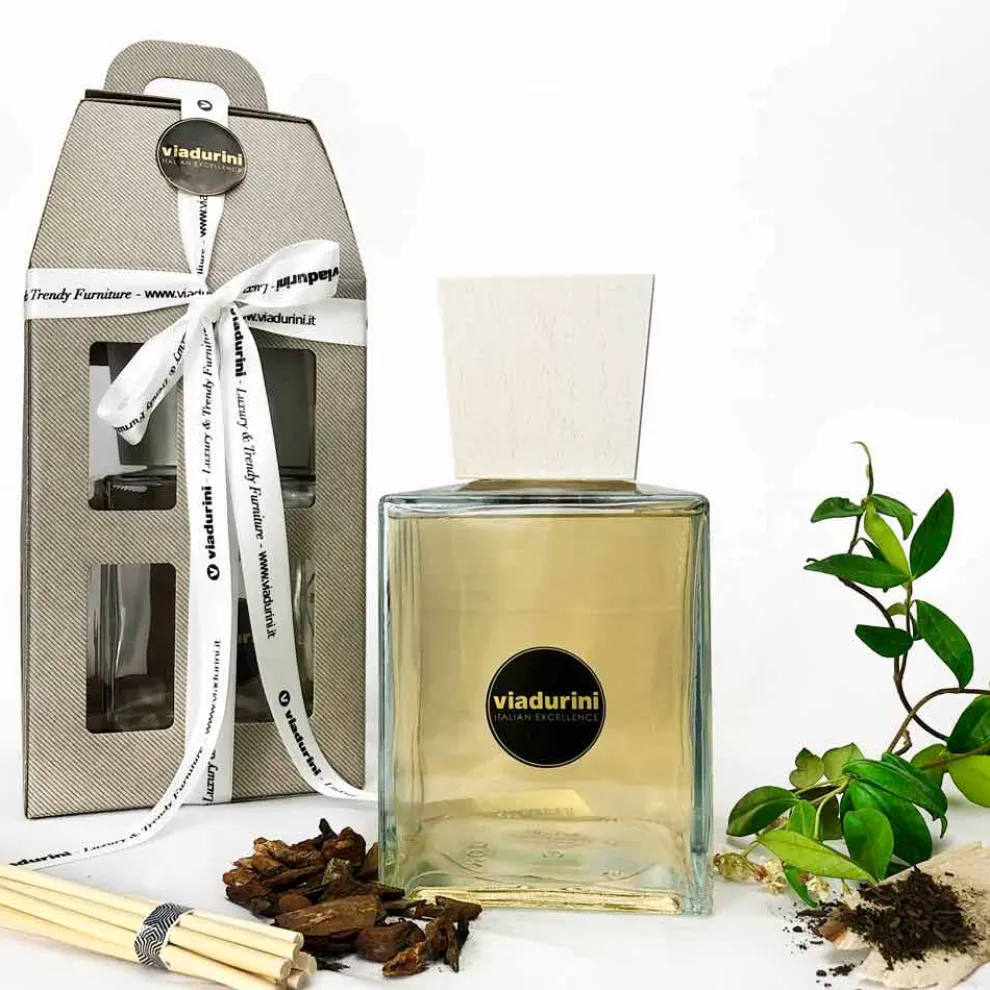 Raumduft Oud Wood 2.5 Lt mit Stäbchen - Ventodisardegna