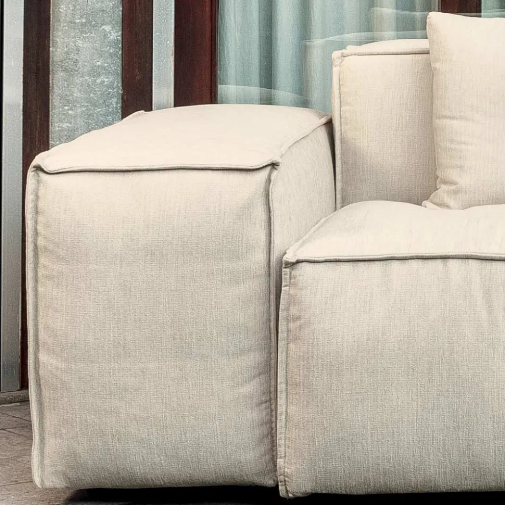 Zusammensetzung aus 1 Sofa, 1 Armlehne und 1 Halbinsel - Bizarre