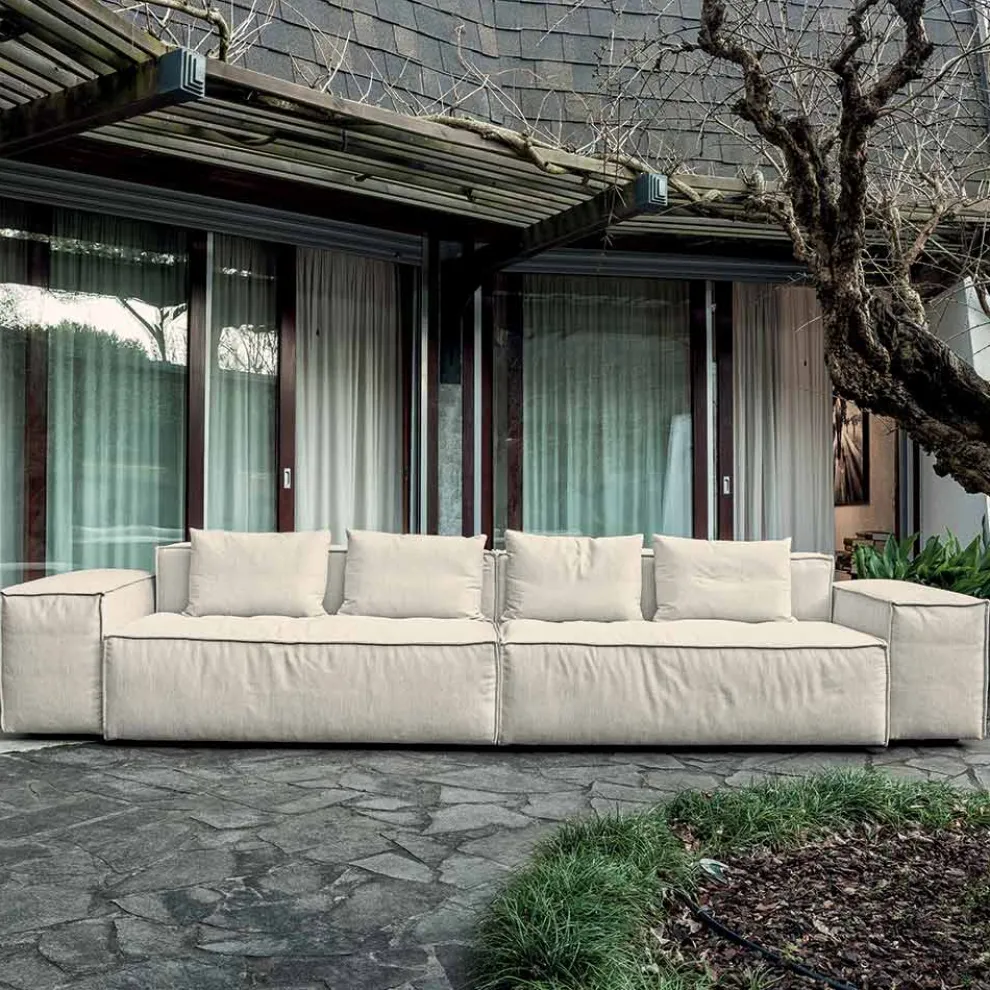 Zusammensetzung aus 2 Sofas mit Rückenlehne und 2 Armlehnen - Bizarre