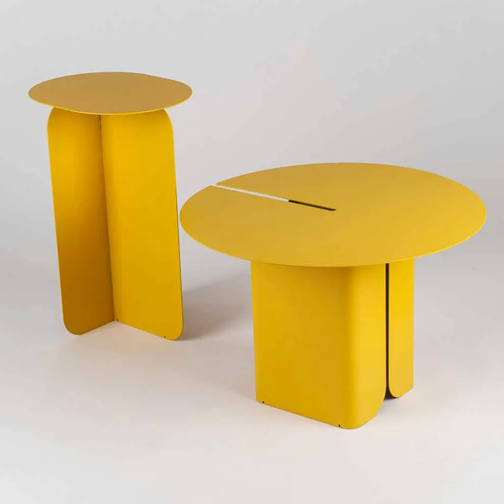 Zusammensetzung von 2 modernen Couchtischen aus Stahl Made in Italy - Pappel