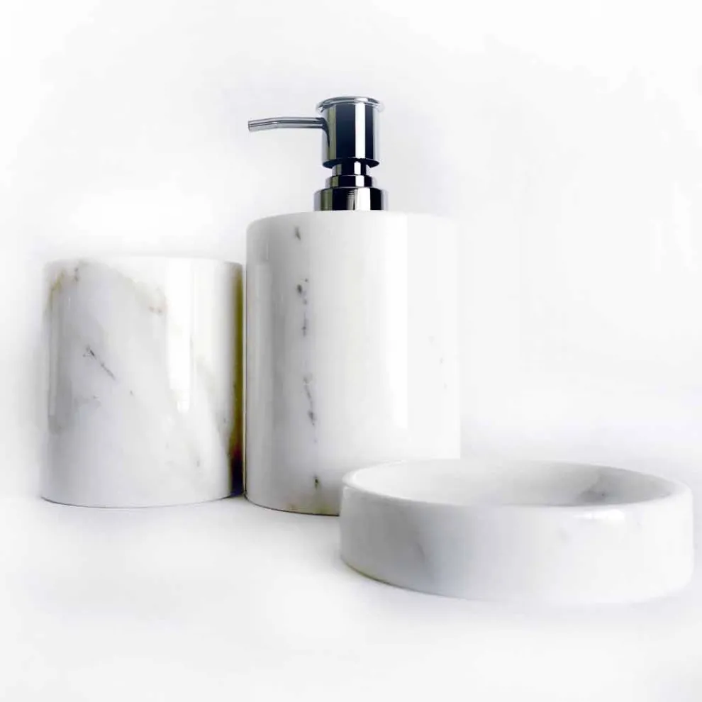 Zusammensetzung von 3 Badezimmerzubehör aus poliertem Marmor Made in Italy - Trevio