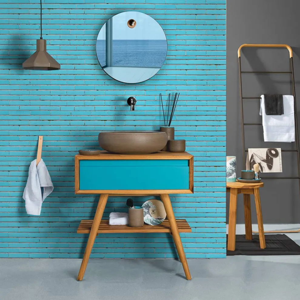 Zusammensetzung von Badezimmermöbeln einschließlich Zubehör mit blauen Details - Carolie