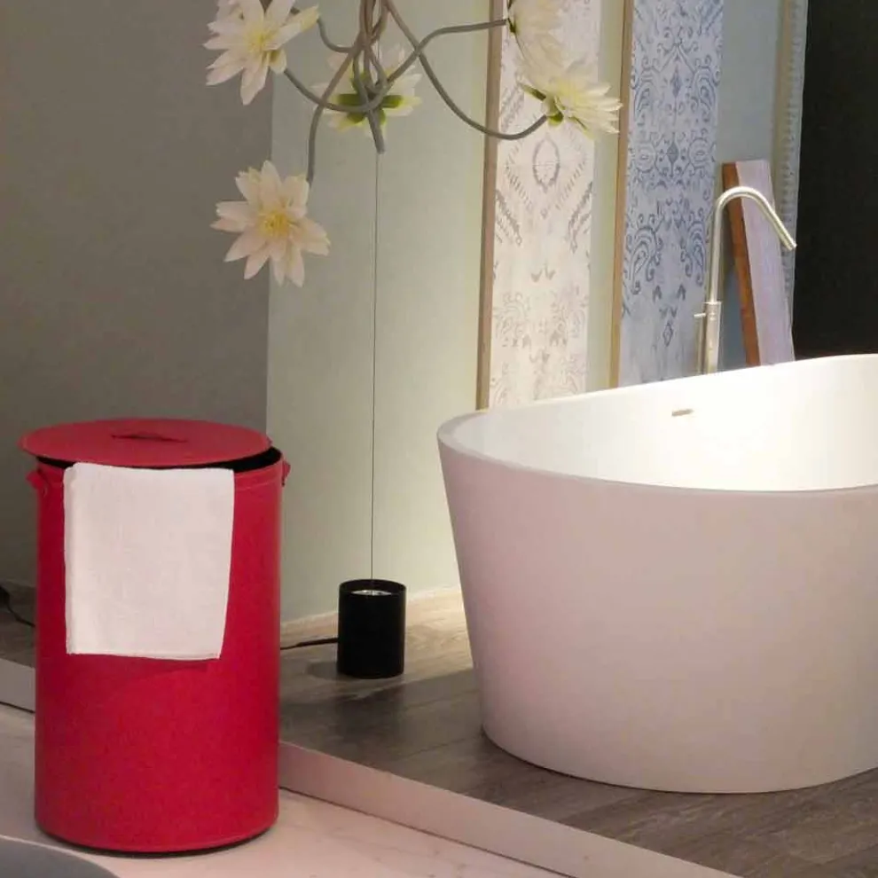 Zylindrischer Wäschekorb aus regeneriertem handgefertigtem Leder Roby